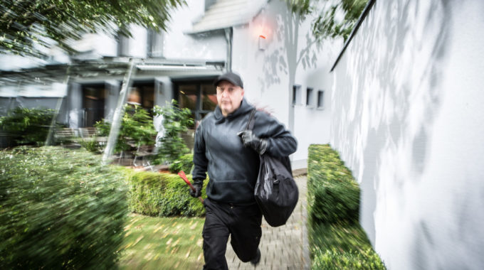 „Gelegenheit Macht Diebe“ Bedeutet Im Umkehrschluss: Schutz Vor Einbrechern Zahlt Sich Aus